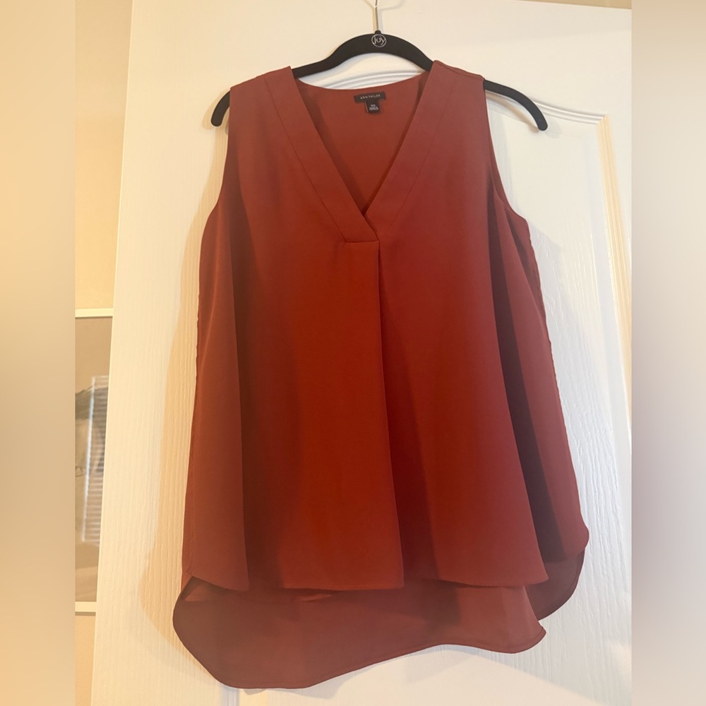 Ann Taylor Sleeveless V-Neck Blouse - Rust